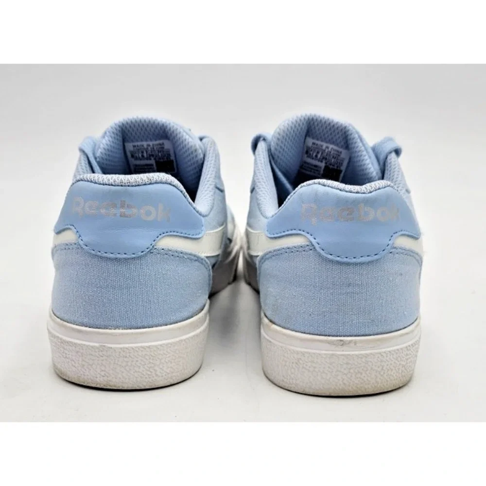 Reebok Women's 8.5 Light Blue Pastel Sneakers Gum Sole Lifestyle Comfort Shoes